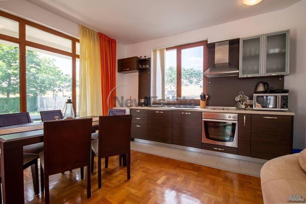 Generaator House Villa Aheloy Buitenkant foto