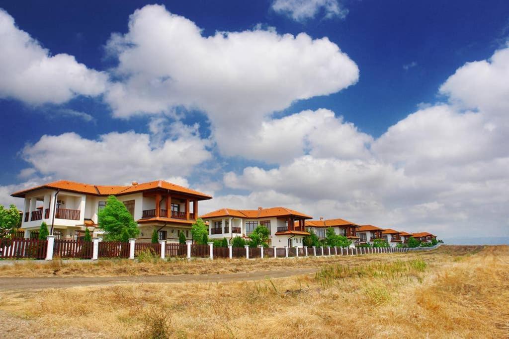 Generaator House Villa Aheloy Buitenkant foto